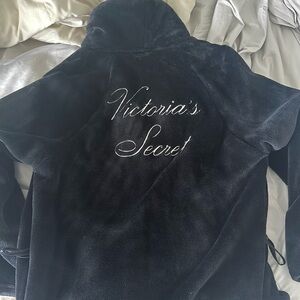 Victoria Secret Black soft fuzzy robe